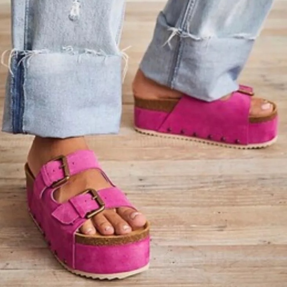 Free People Intentionally Blank Rule Breaker Fuschia Suede Sandal